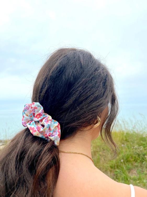 Beyond Scrunchies Groovy Floral