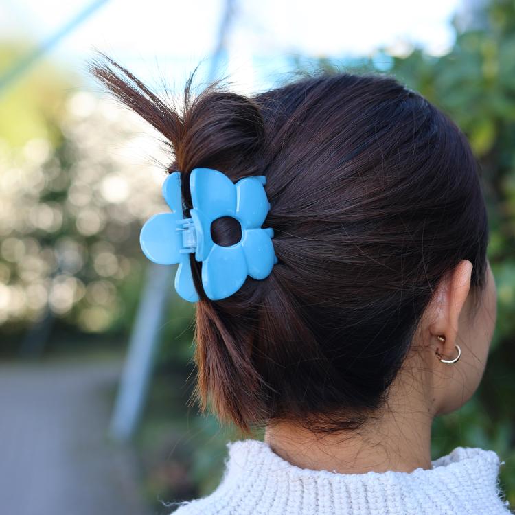 Helly Hair Haarklammer Bloom himmelblau