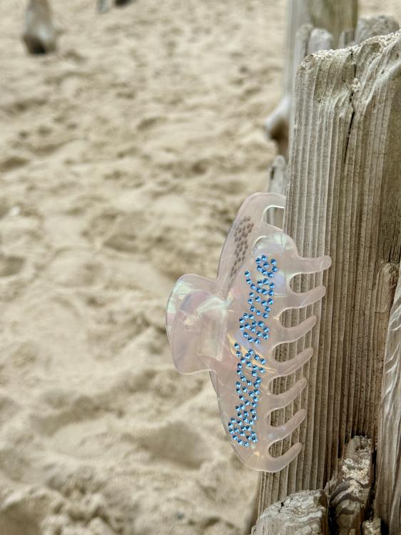 Dark Beach Babe Hair Claw Sand