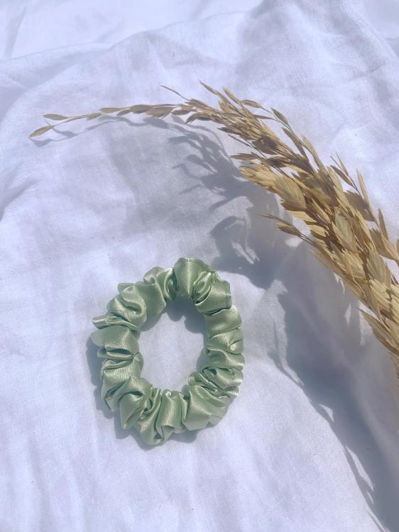 Beyond Scrunchies Sage skinny