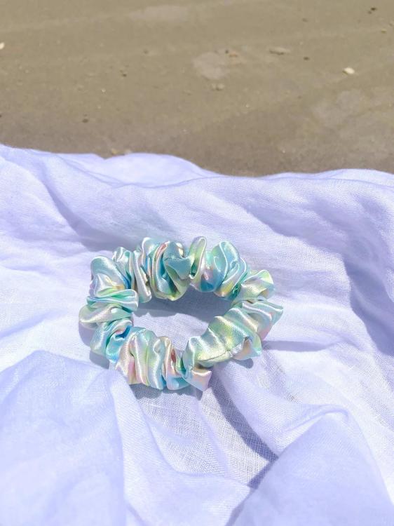 Beyond Scrunchies Fiji skinny