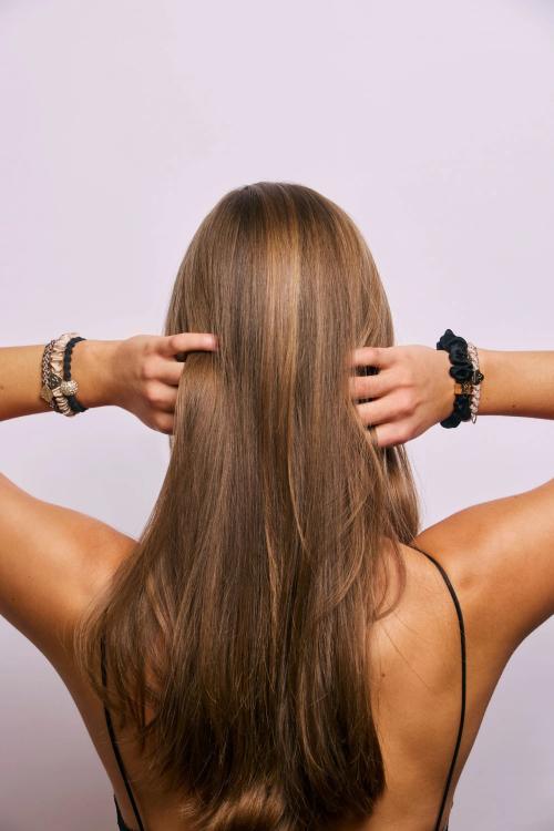 ByEloise London Golden Glow Box