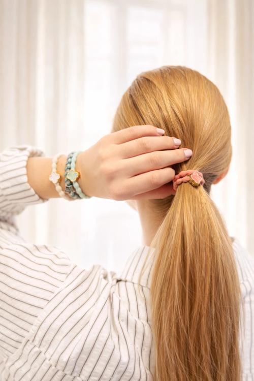 ByEloise London Enamel Gold Quatrfoil Coral