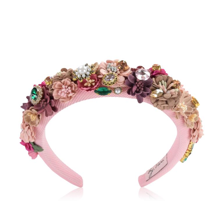 By Vivi Haarreif Blume Rosa