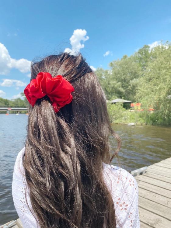 Beyond Scrunchies Sangria groß