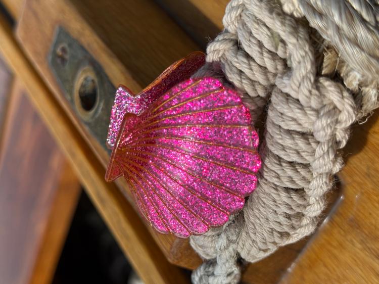By Vivi Muschel Haarklammer Pink Glitzer