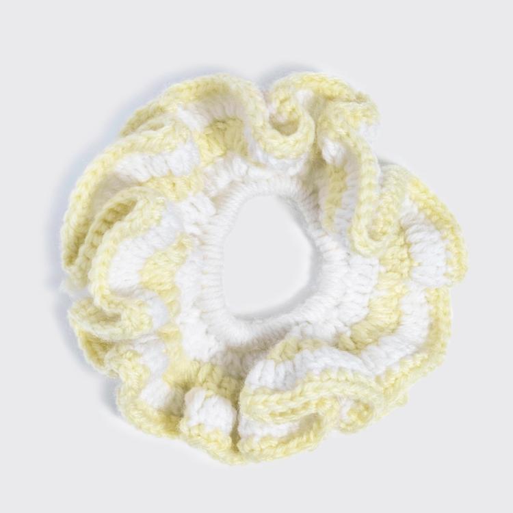 Kitsch gehäkeltes Scrunchie Buttergelb