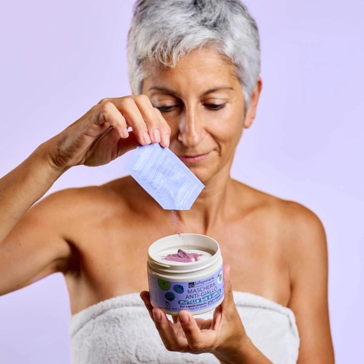 La Saponaria Mirtillo Bio e Amla Haarmaske