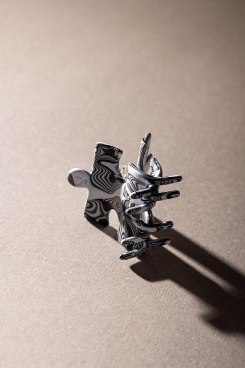 Sasstie  Puzzle Shadow Ink