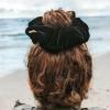 What a bun! Scrunchie Medium Velvet Black